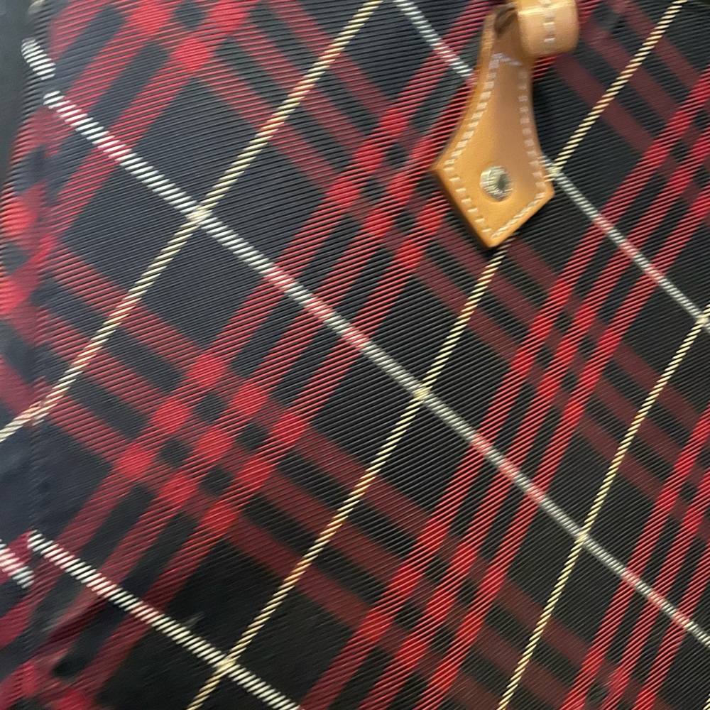 Authentic Burberry tote - Picture 11 of 16